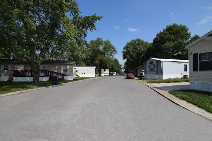 Springdale Lake Manufactured Home Community Picture 4
