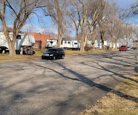 Plaza Acres Court