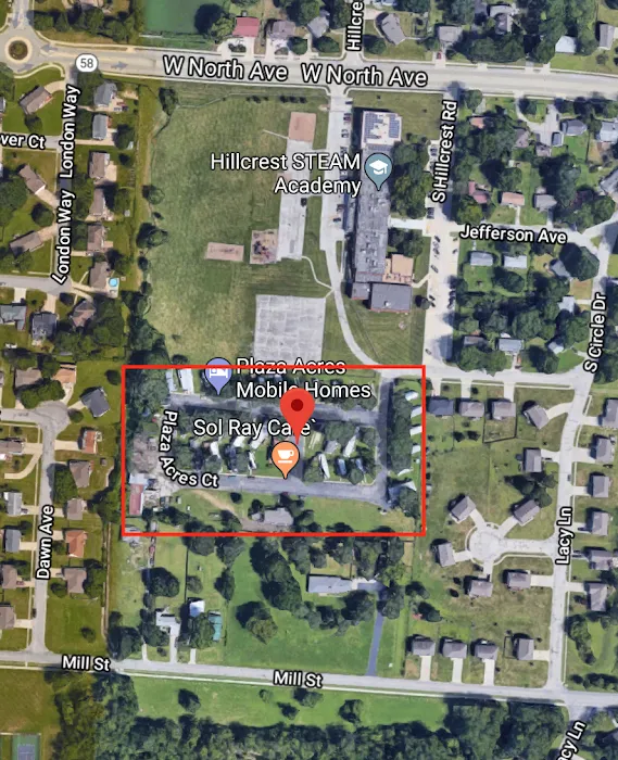 Plaza Acres Court Picture 10