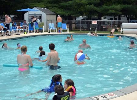 Pineland Camping Park