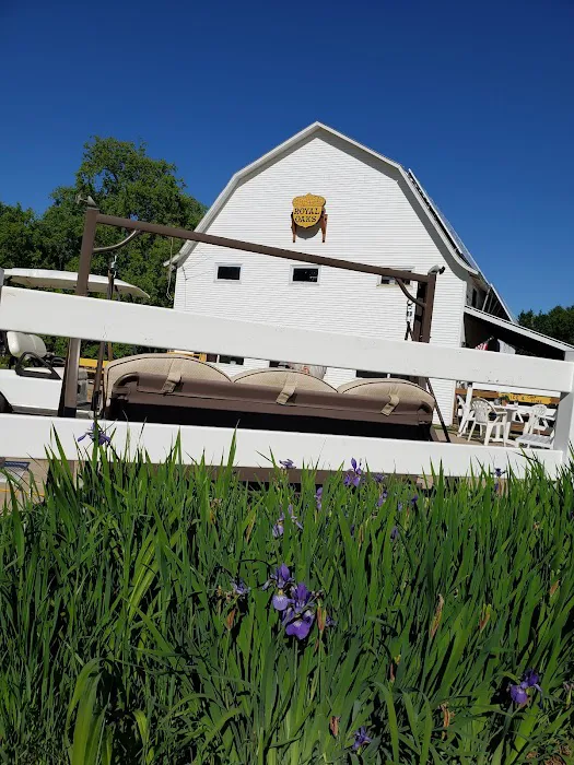 Royal Oaks Legendary Lodging Campground Picture 9