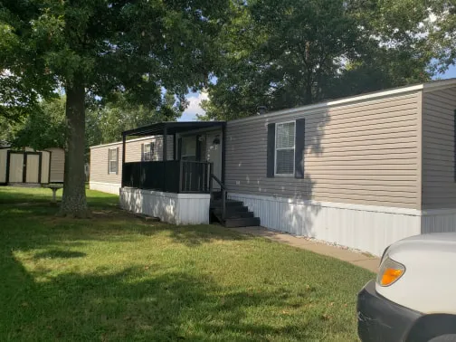 Johanna Woods Mobile Home Community Picture 8