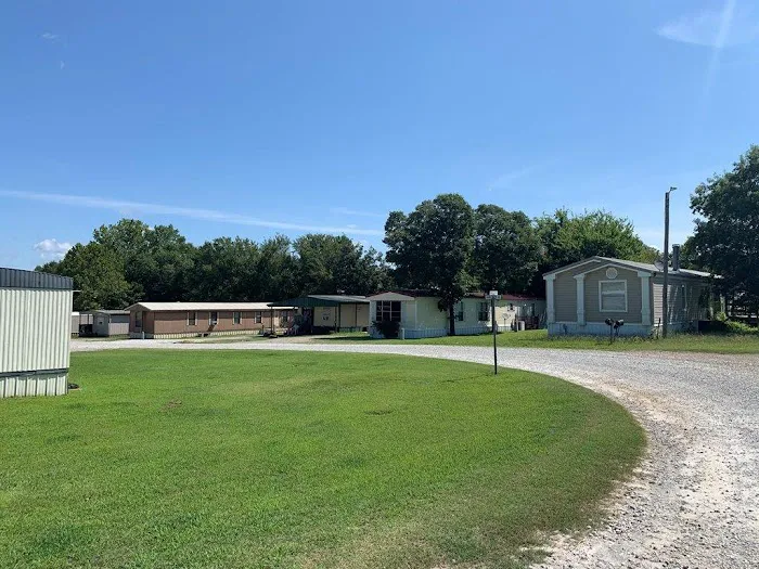 Big Bass Mobile Home Park Picture 1