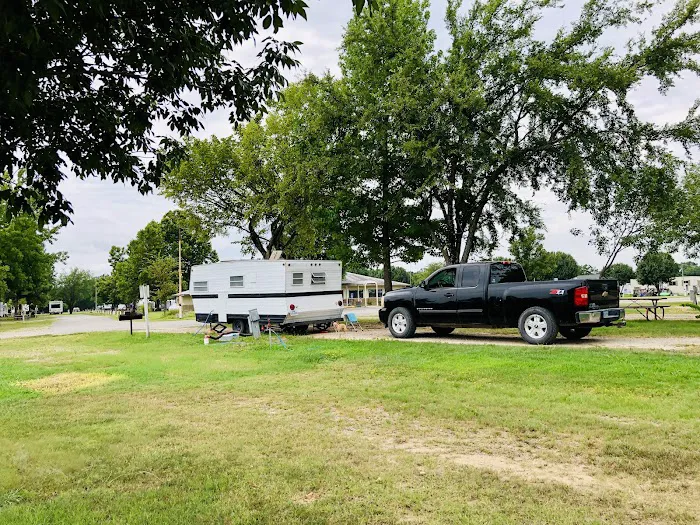 Terra Starr RV Park Picture 3