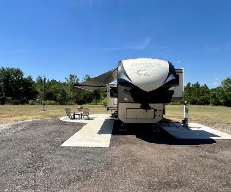 Sunset RV, Avalon Section