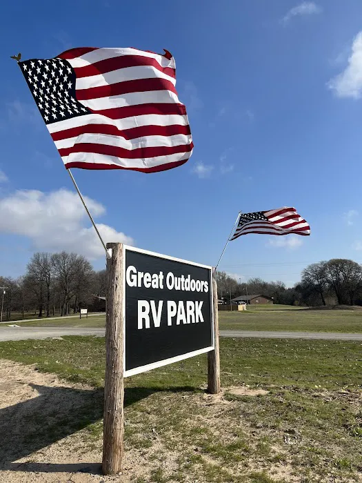Great Outdoors RV Park Picture 5