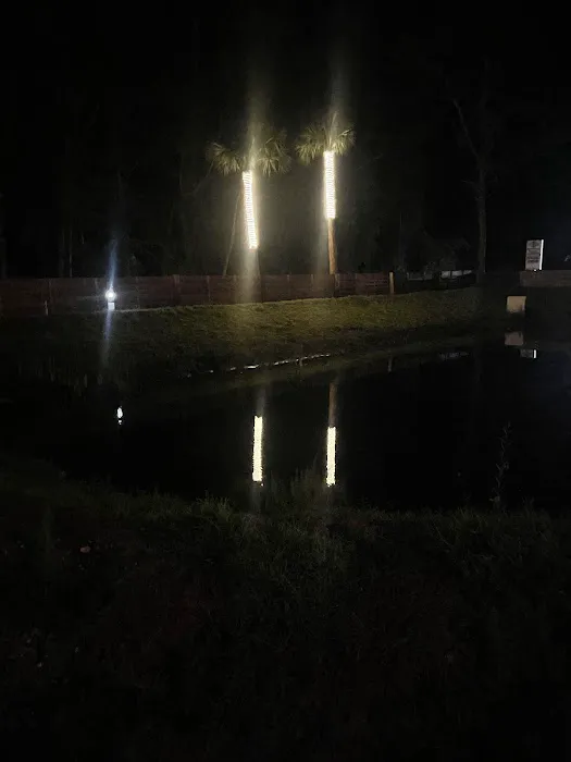 Glowing Palms RV Park, llc Picture 8