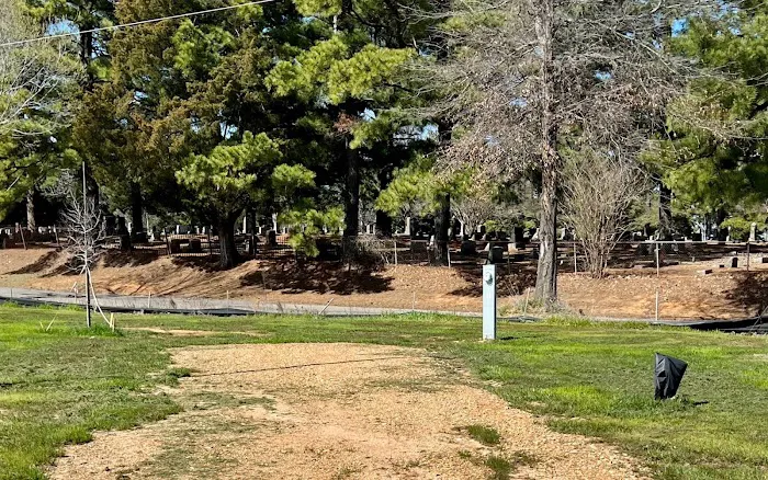 Hugo RV Park Picture 9