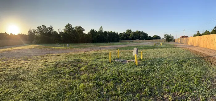 Big Top Family RV Park Picture 7