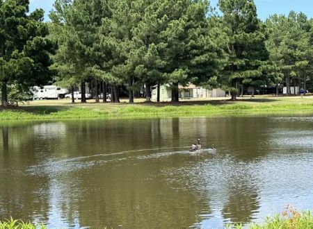 DW’s Lakeside RV Park