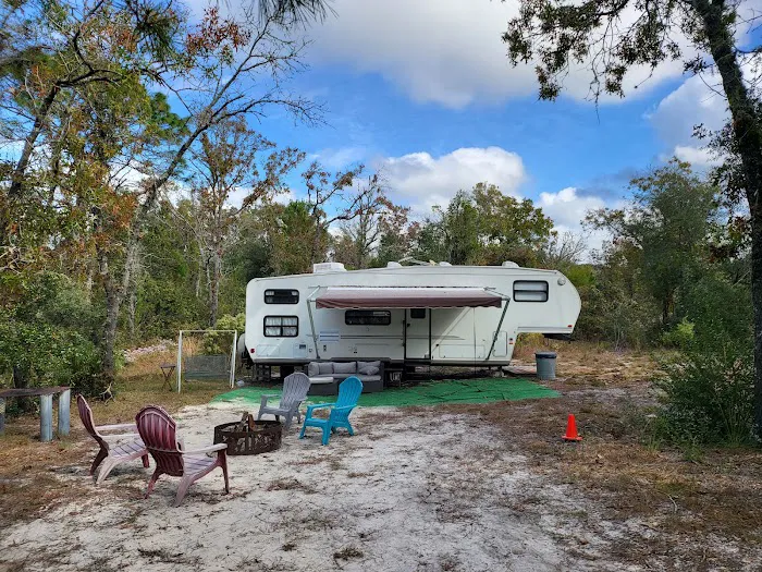 Happy Campers Rescue Ranch Picture 7
