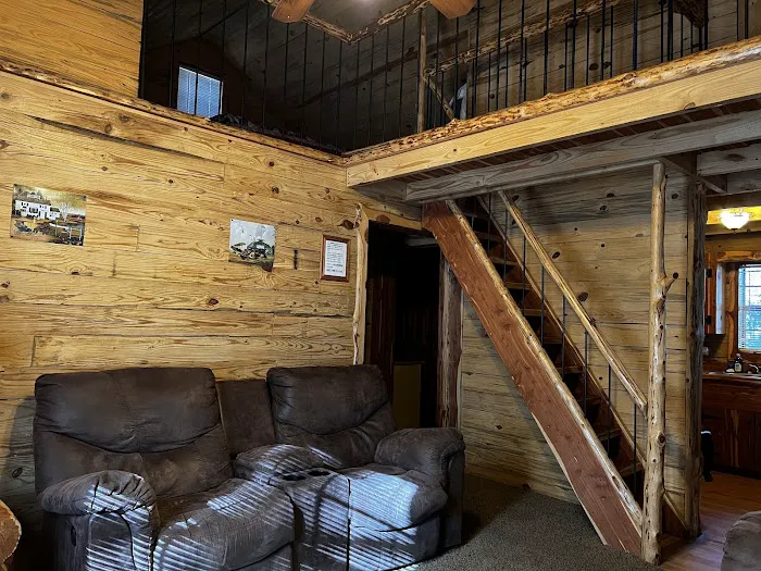 Little Pine Cabins & RV Park Picture 3