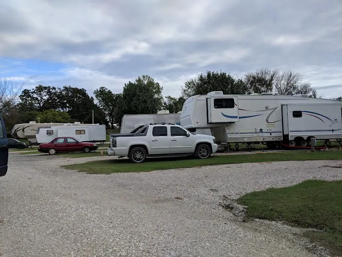 ParkWest RV Court Picture 1