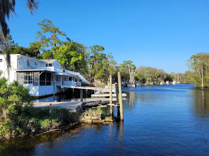Fisher's Marina & Campground Picture 1