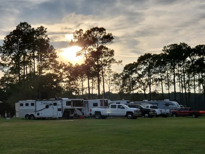 Fiddlers Green RV Ranch Picture 4