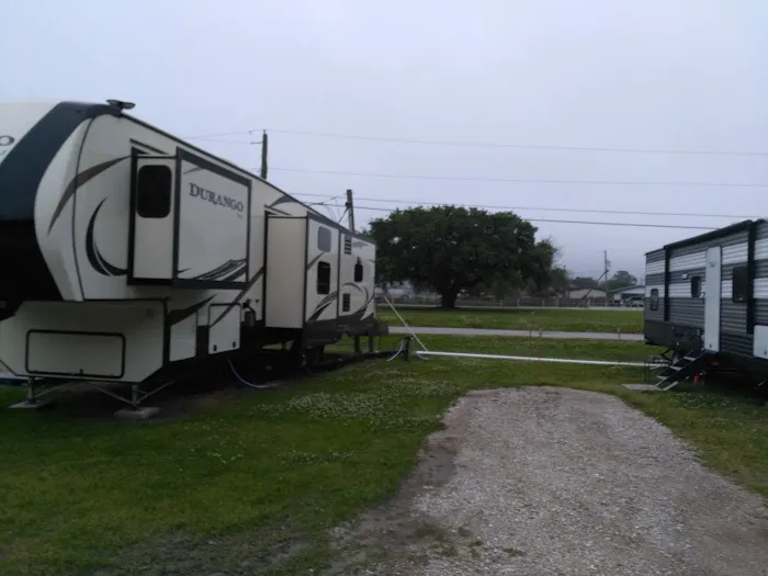 Richards RV Park Picture 3