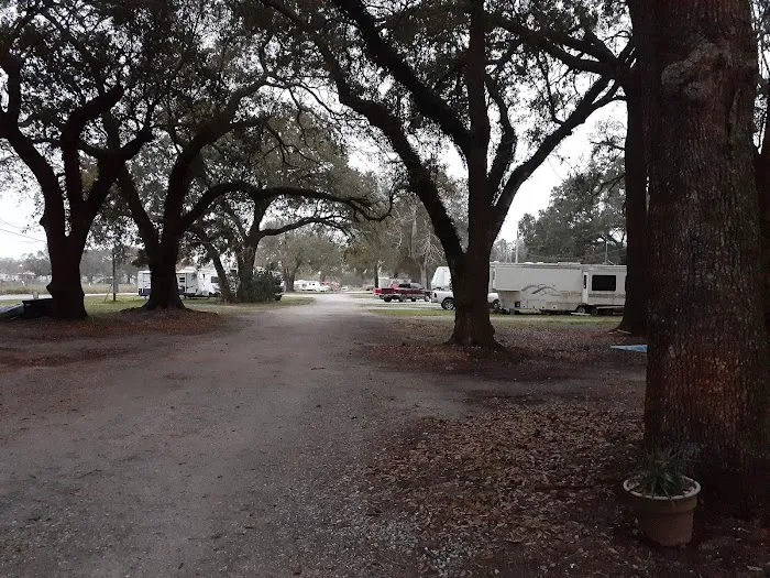 Richards RV Park Picture 10