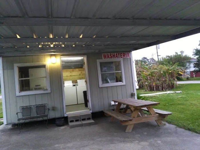 Richards RV Park Picture 4