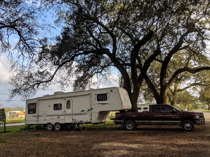 Richards RV Park Picture 9