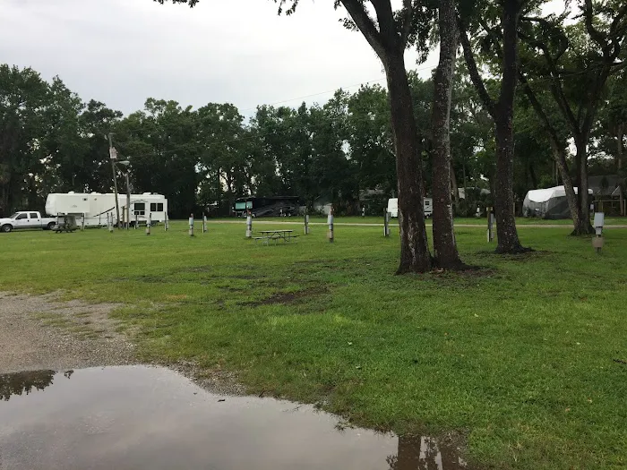 Daytona's Endless Summer Campground Picture 7