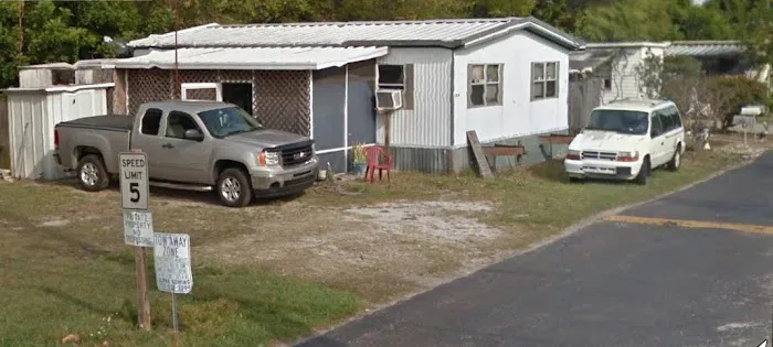 Florida Sands Mobile Home Park Picture 2