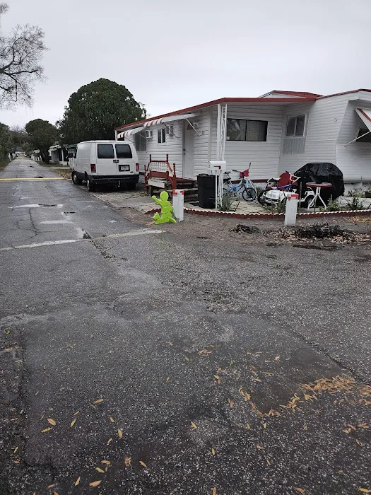 Pinecrest II MHP, LLC Picture 2