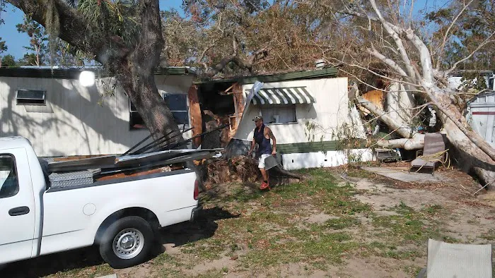 Valencia Family Mobile Home Pk Picture 5