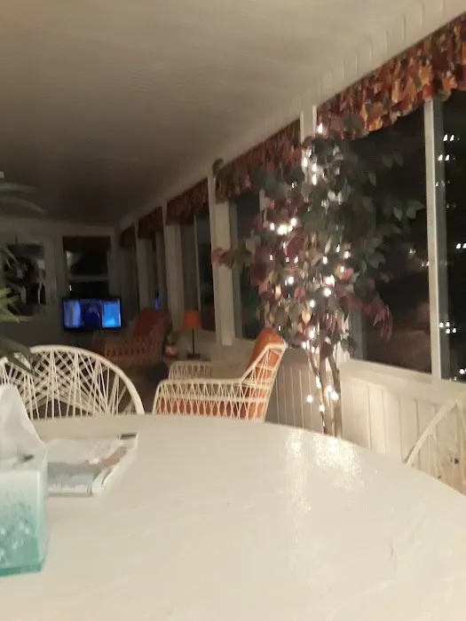 Oak Ridge Mobile Home Park Picture 4