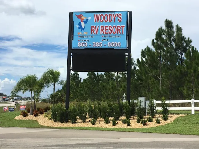 Woody's RV Resort Picture 4
