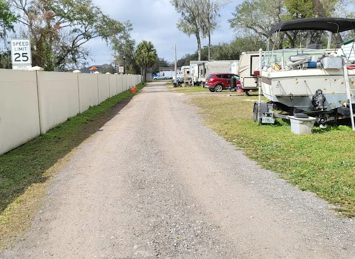 Abbeys Wigwam RV Park Picture 5
