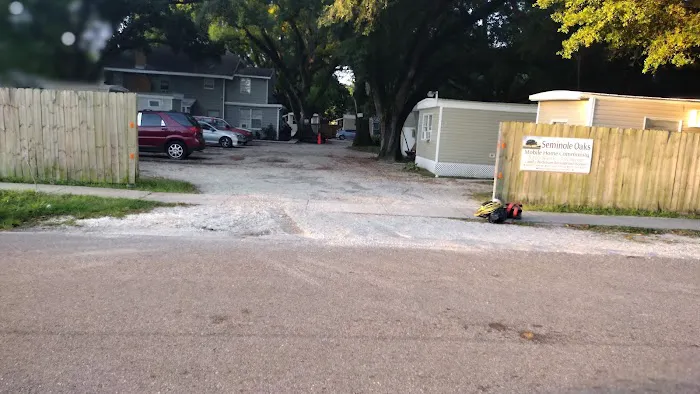Silver Oaks Mobile Home Park Picture 2