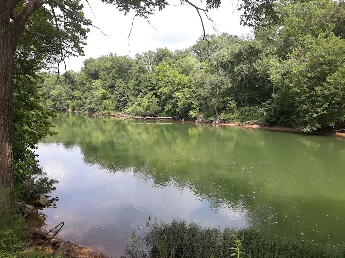 Meramec Caverns Natural Campground Picture 2