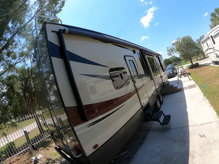 Treasure Coast RV Resort Picture 2