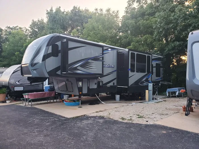 Oak Valley Campground & RV Resort Picture 2
