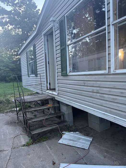 Country Cove Mobile Home Park Picture 2