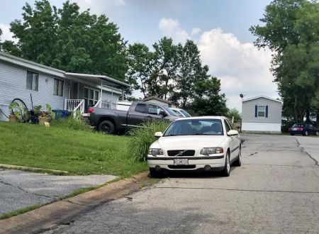 Rolling Meadows Mobile Home Park