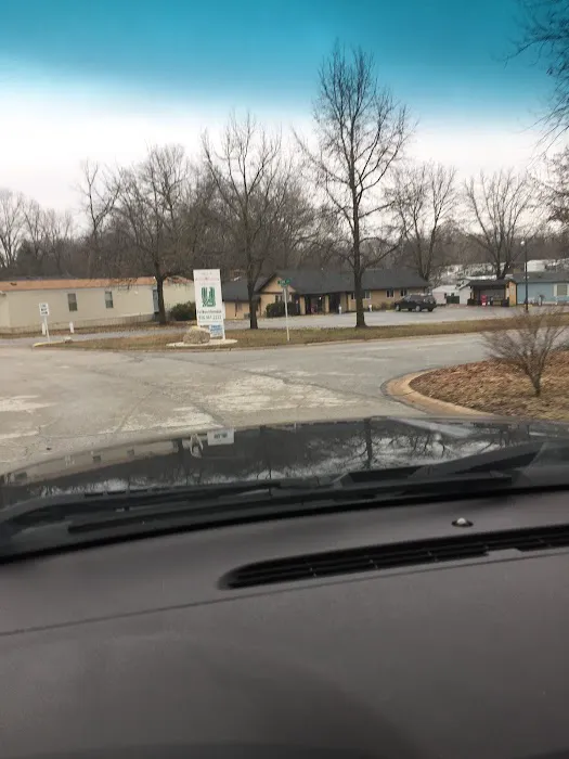 Pin Oak Pointe Mobile Home Park Picture 9
