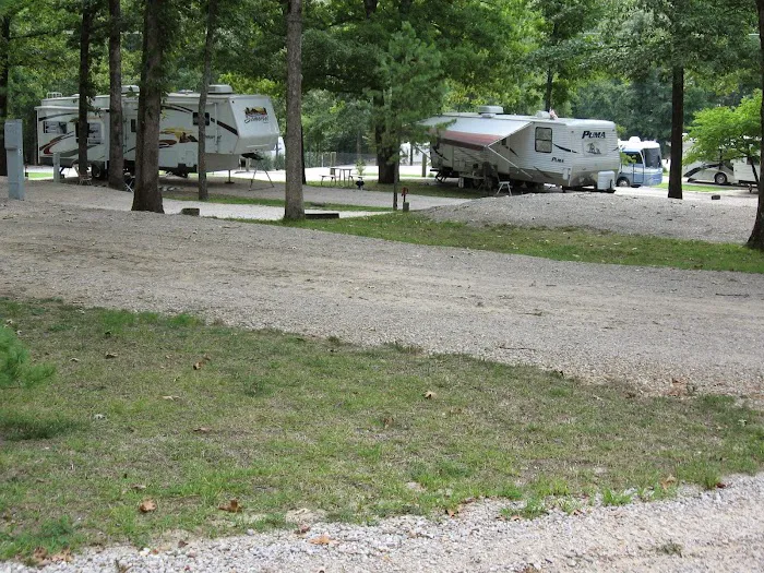 Camelot RV Campground/RV Park Picture 10