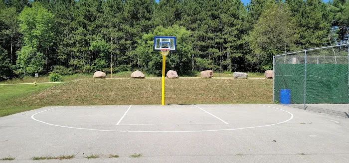 Evergreen Park & Campground Picture 7