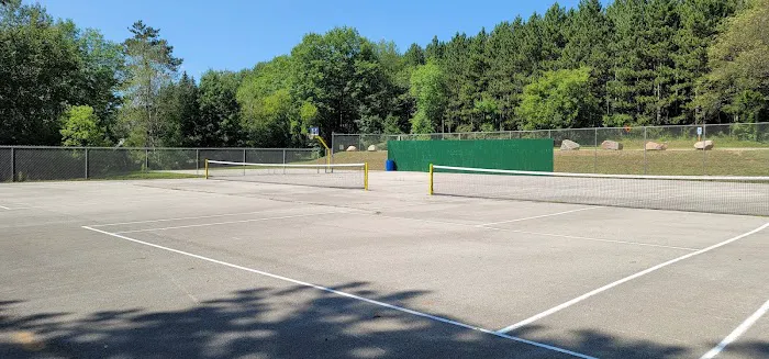 Evergreen Park & Campground Picture 2