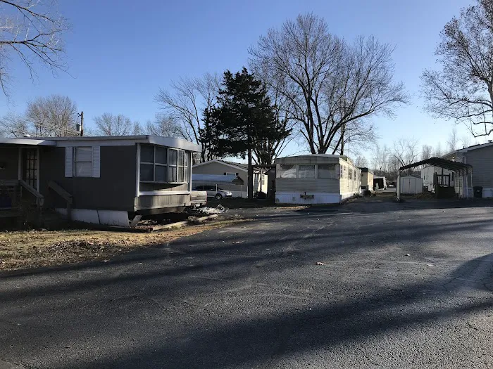 Valley View Village Picture 10