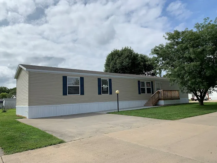 Midwest Manufactured Home Community Picture 7