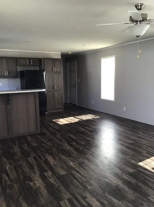 Midwest Manufactured Home Community Picture 9