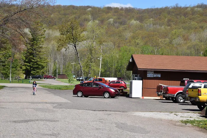 Lake Antoine Camp Grounds Picture 9