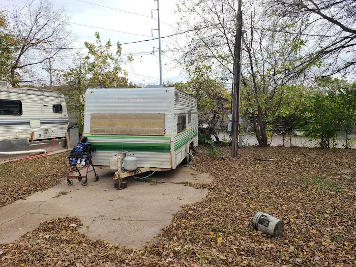 Stadium Park & Campground Picture 2