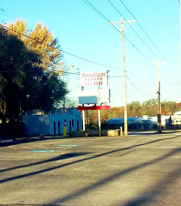 Stadium Park & Campground Picture 7