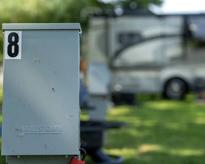 RV N The Vines KC Picture 5
