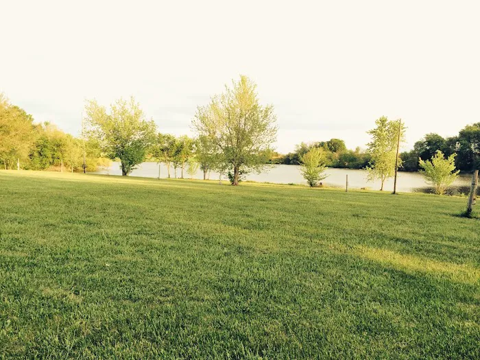 Farmers Lake Campground Picture 1