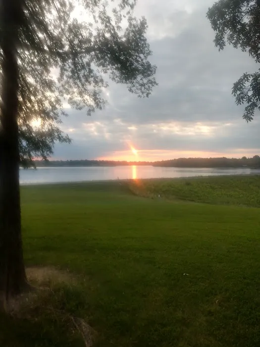 Lake Showme Campground #1 Picture 2