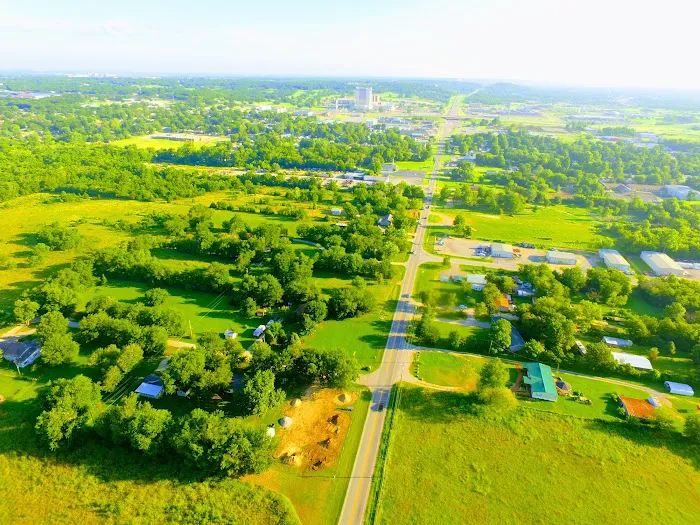 Rolling Hills Mobile Home Park Picture 5
